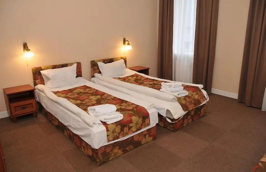 Hotel Irena-1