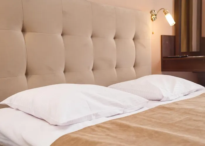 Hotel 18 Львів
